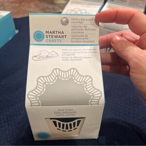 Martha Stewart circle edge punch cartridge. New in Box. wavy stripe design